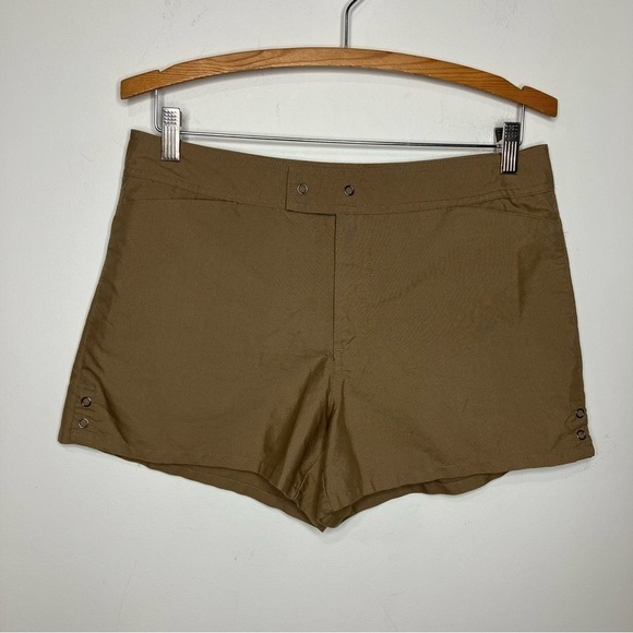 Gap khaki retro style shorts size 10 - Picture 1 of 4